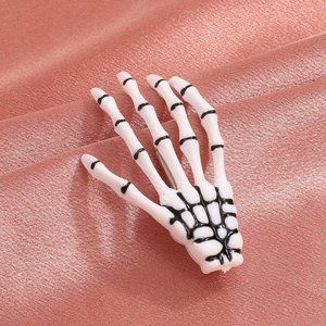 Skeleton Hand Hairpin White